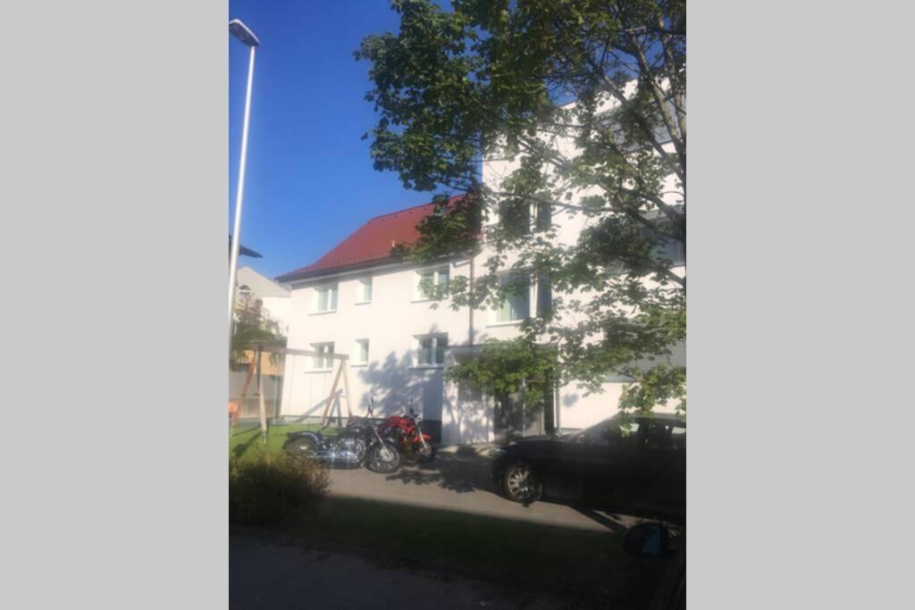 Wohnung 2 In Zentraler Lage Im Rheintal 거치즈 외부 사진